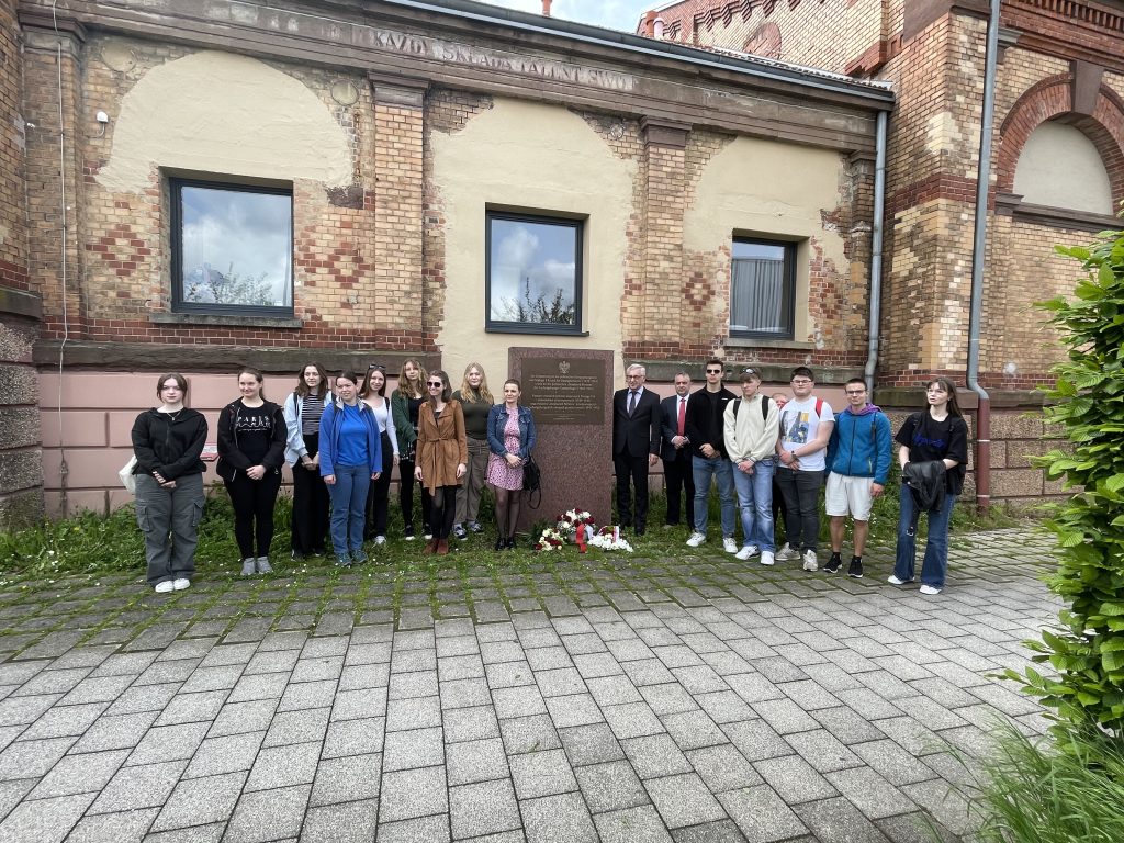 Tablica pamięci  polskich ofiar II wojny światowej w Ludwigsburgu