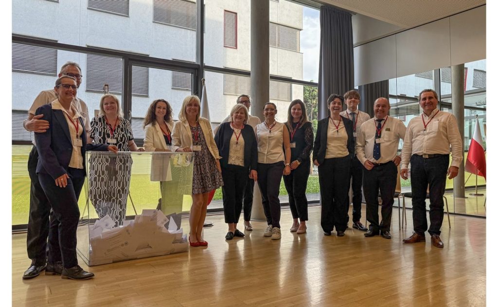 Przedstawiciele szkoły w komisji wyborczej