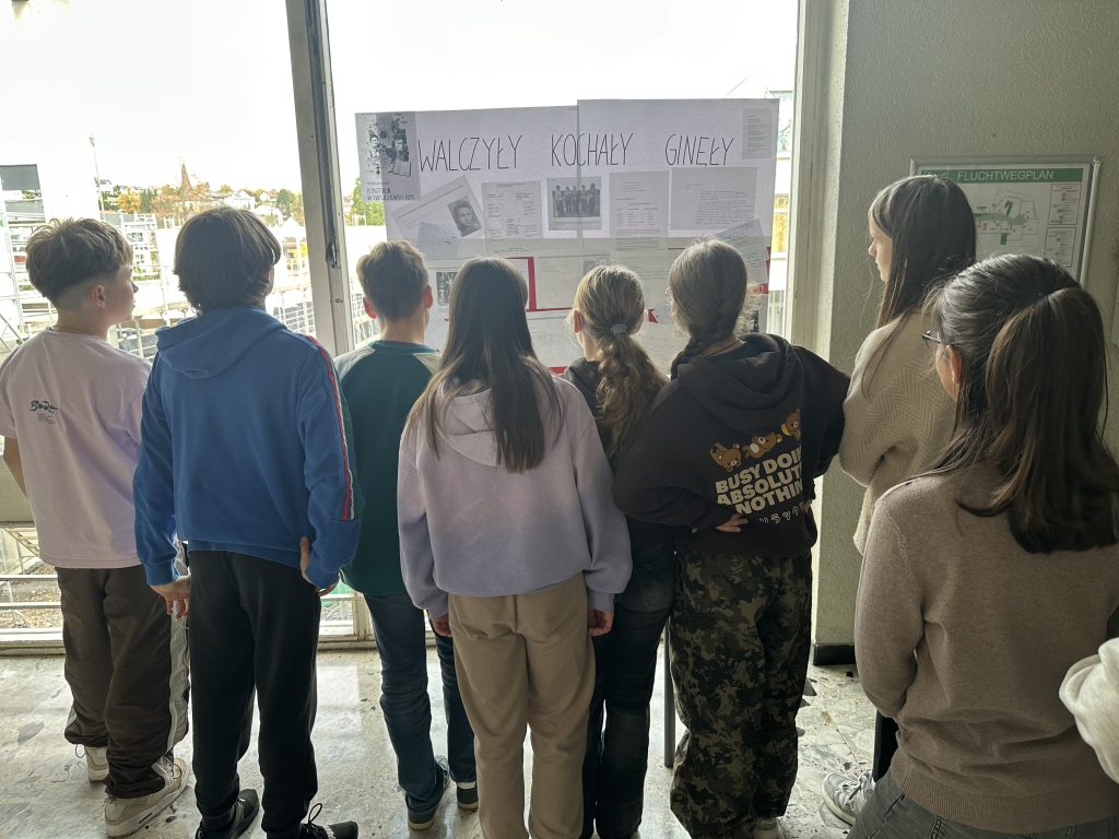 Wystawa „Kartka z kalendarza” – pamięci Powstania Warszawskiego